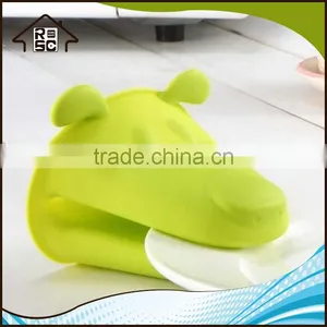 NBRSC Silicone Kitchen Baking Oven Heat Resistant Glove Pot Plate Holder Mitt Tool thumbnail-4