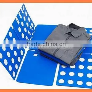 Adjustable Clothes Folder thumbnail-1