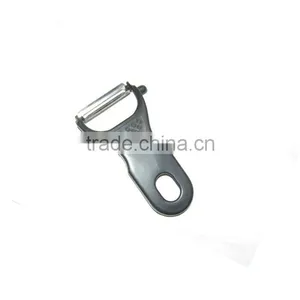 Vegetable Cucumber Peeler thumbnail-1