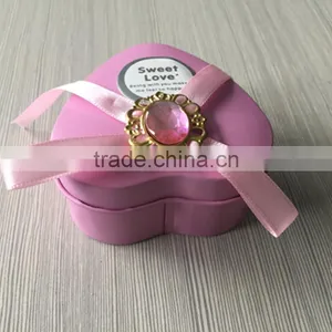 China Custom Iron Fancy Mini Gift Wedding Candy Box Wholesale thumbnail-1