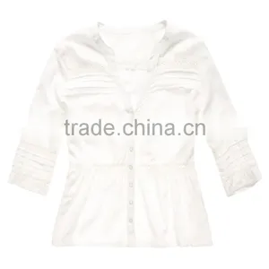 2016 Guangzhou Shandao OEM/ODM Custom Design Women Autumn 3/4 Sleeve V Neck Ruffle Bottom Cotton White Tops thumbnail-6