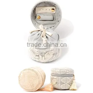 Cute Round Velvet Jewelry Collection Pouch thumbnail-1