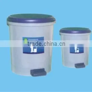 Plastic Foot Pedal Waste Bin thumbnail-1