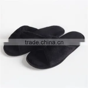 Women Jacquard Weave Coral Fleece Indoor Slipper thumbnail-6