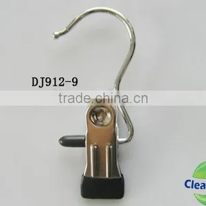 Hanger With Clip thumbnail-1