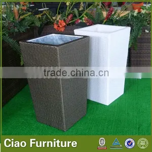 Plant Pots With Different Designs Sizes Shapes for European American Market thumbnail-1