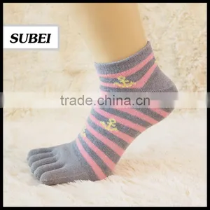 Japanese Stripe Toe Sock,bulk Wholesale Woman Socks thumbnail-2