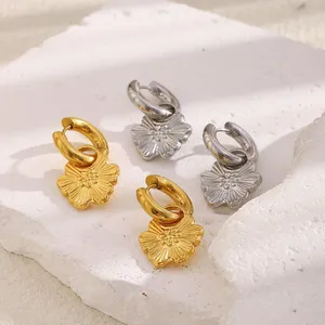 Stainless Steel Earrings Supplier Brand Label Packaging Quality Inspection ISO Compliant thumbnail-3