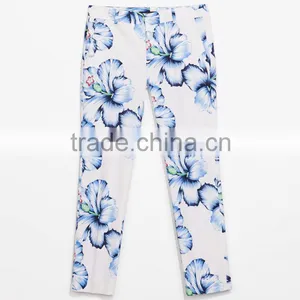 Ladies Fashion Floral Printed Summer Pants thumbnail-1