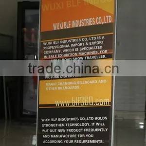 Scrolling Roll up Stand thumbnail-1