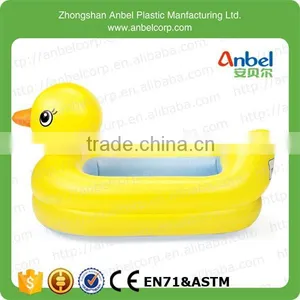 Munchkin White Hot Inflatable Duck Tub thumbnail-1