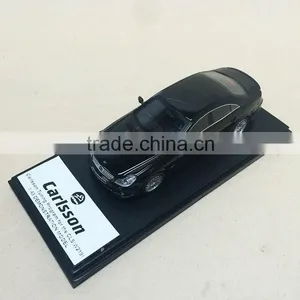 1:43 Die Cast Model Car thumbnail-1
