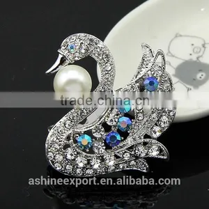Cute Animal Series-noble Exquisite Swan Pearl Rhinestone Brooch/handmade Brooch thumbnail-1