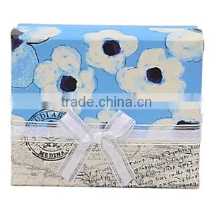 Classical Paintin Scene Paper Watch Box thumbnail-2