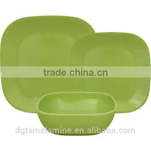 Rounded Square Melamine 12-Piece Dinnerware Set thumbnail-1