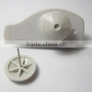 Excellent Detection Round EAS Hang Tags For Clothing 8.2 MHz RF Hard Tag thumbnail-2