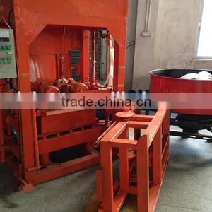 Guangzhou Manufacturer Fully Automatic Cement Block Making Machine QTJ4-26 Paving Block Making Machine thumbnail-1