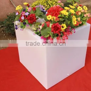 Cube Flashing Rechargeable Led Ice Bucket thumbnail-4