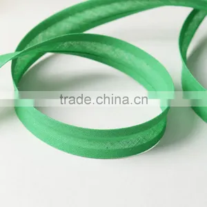 30m Roll Emerald Green Cotton Bias Binding thumbnail-2