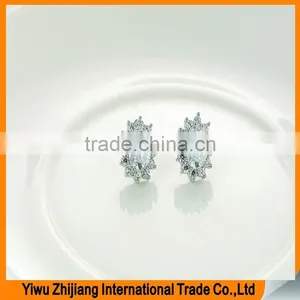 Fashion Sun Flower White Cubic Zircon Stone Earring thumbnail-4