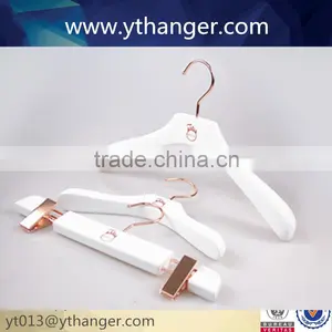 High Quality Infant Children Wooden Clothes Hanger Cute Baby Wooden Hanger With Trousers Hanger thumbnail-4
