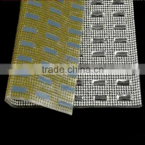 Hot Sale Hotfix Rhinestone Mesh, Hot Fix Crystal Rhinestone Trimming, Hotfix Crysal Trims Wholesale in China thumbnail-1