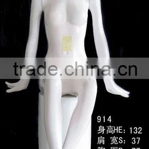 Sitting Female Mannequins thumbnail-1