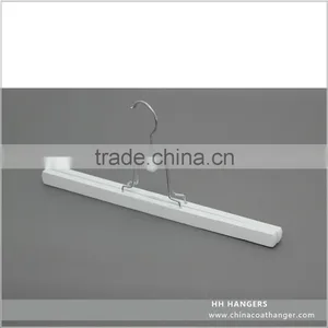 Wholesale Clamp Bottom Hanger Wooden Hair Hanger thumbnail-2