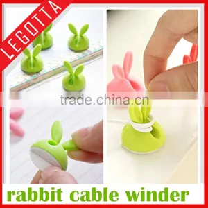 Wholesale Eco-friendly Silicone Innovative New Cable Clip Promotional thumbnail-1
