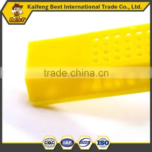 Yellow Plastic Bee Queen Cage for Beekeepung Equipment thumbnail-5