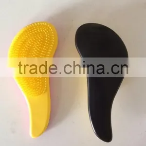 Plastic Hair Brush Magic Hair Comb thumbnail-3