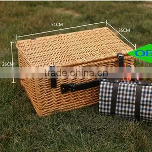 Rattan Material 4 Person Hand Woven Wicker Picnic Basket for Sale thumbnail-3