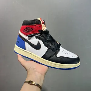 NIKE Air Jordan 1 Retro High AJ thumbnail-3