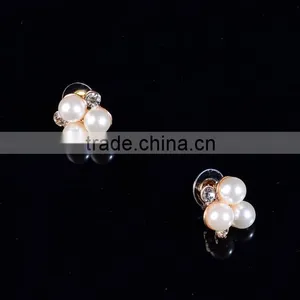 Fashion Design New Style Popular Trend High Quality Pearl Necklace Earring Set thumbnail-2