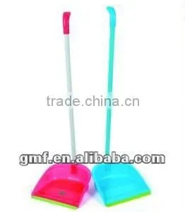 Cheap and Hot Sale Blue Folding Plastic Dustpan thumbnail-1