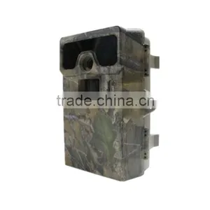 Night Vision Waterproof Outdoor Digital Hunting Camera 5 Mega Pixels Color CMOS MAX 32GB SD Card thumbnail-2