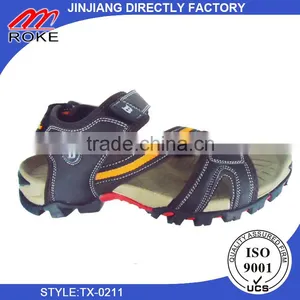 2016 Summer New Designer Mens Flats Outdoor Man Beach Walking Sandals thumbnail-2