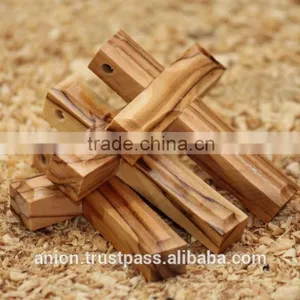 Olive Wood Small Carved Cross thumbnail-4