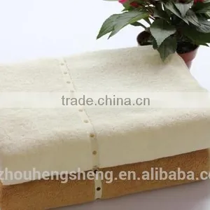 100% Cotton Terry Placement Print Luxury Bath Towel thumbnail-1