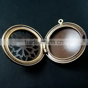33MM Vintage Bronze Antiqued Flower Engraved Round Photo Locket Pendants DIY Supplies 1111045 thumbnail-3