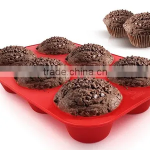 6 Cavity Silicone Jumbo Muffin Baking Pan thumbnail-4