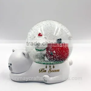 Wholesale Custom Acrylic Christmas Snow Globe for Sale thumbnail-2