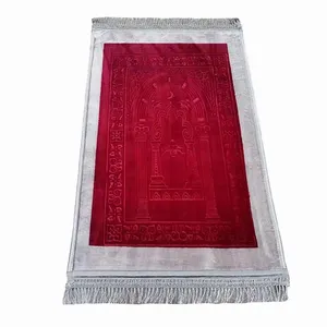 Decorative Use Mosque Carpet in Customized Muslim Prayer Mat thumbnail-1