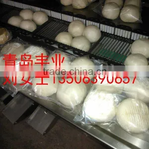 Auto Steamed Buns Flow Packaging Machine thumbnail-1