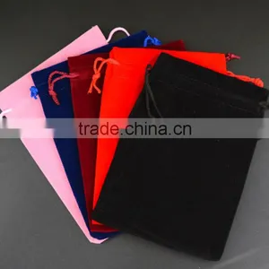 Brand New Middle Drawstring Velvet Jewelry Bags With Great Price thumbnail-4