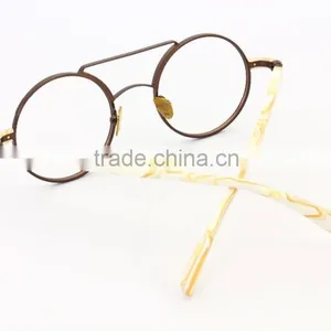 GB109 Classic Bridge Elegant Round Frame Reading Glasses thumbnail-4