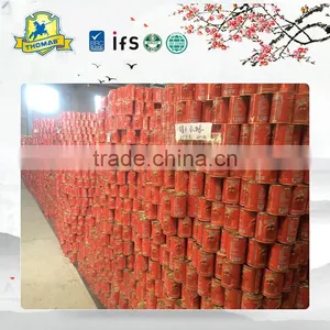 High Quality Whole Peeled Tomato in Glass Jar thumbnail-3