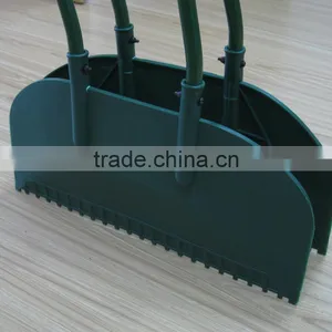 Garden Tool Leaf Grabber Rake With Handle thumbnail-5