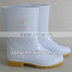 100% Virgin PVC Feeding Boots thumbnail-1