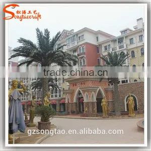 Artificial Palm Tree High Quatily Fiber Glass Trunk PE Leave Outdoor Landscape Decoration Plastic Big Date Palm Tree for Sale thumbnail-4